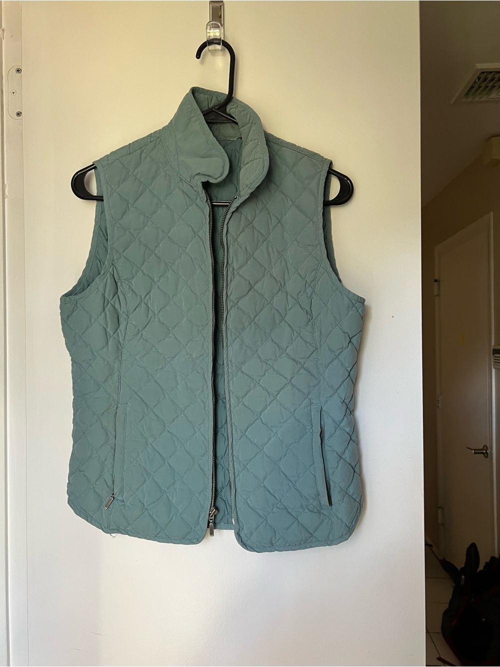 Eddie Bauer Quilted Sleeveless Vest in Sage